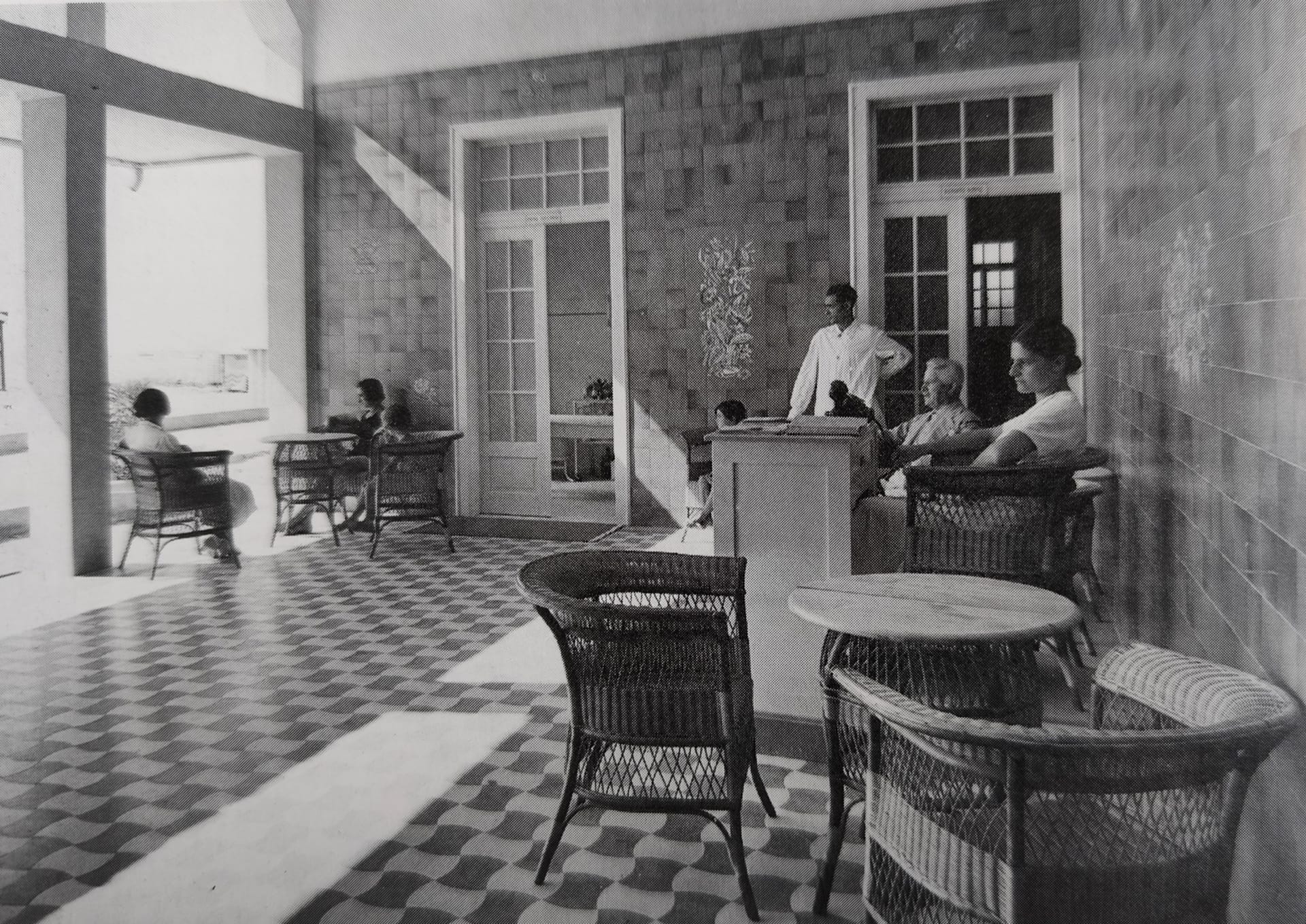 La sala d'attesa delle Terme Marine nel 1935